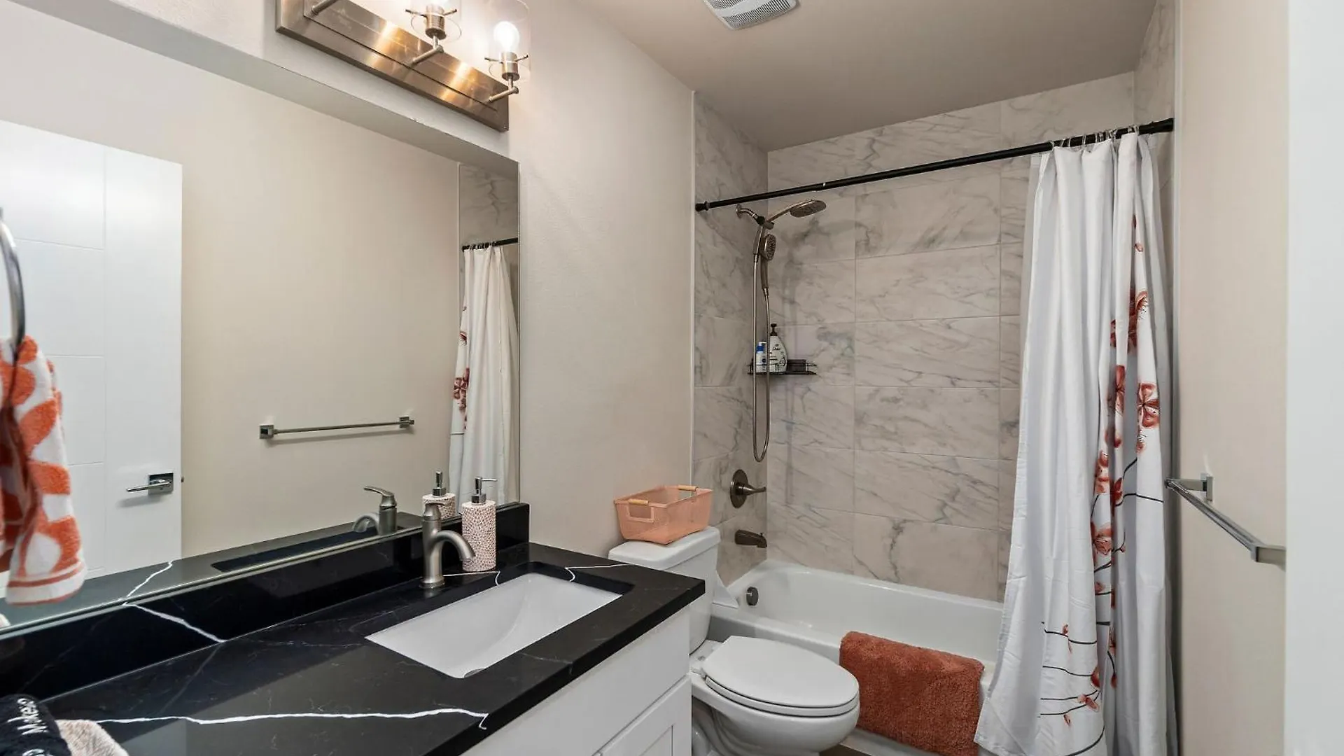Serene 1 Bdrm, 1 Bath Apartment Seattle United States
